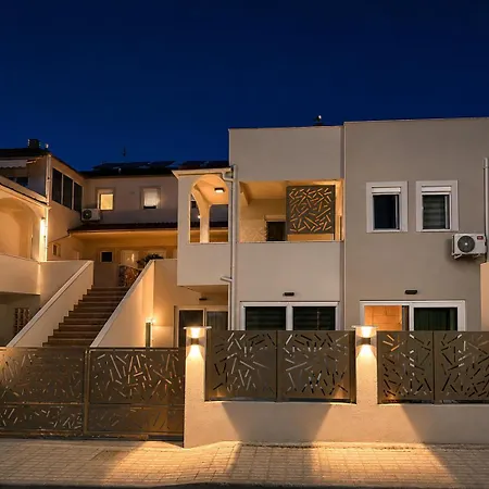 Porto Nuovo Luxury House Villa